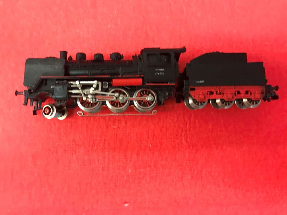 MODEL TRAIN MÄRKLIN 24058 steam locomotive with coal wagon. Toys