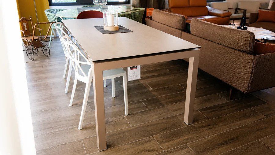 Tavoli: Mobliberica Tisch Julia – Nuovo (secondo la descrizione) da Winterthur venduto da Bertuca_Home_Design 2