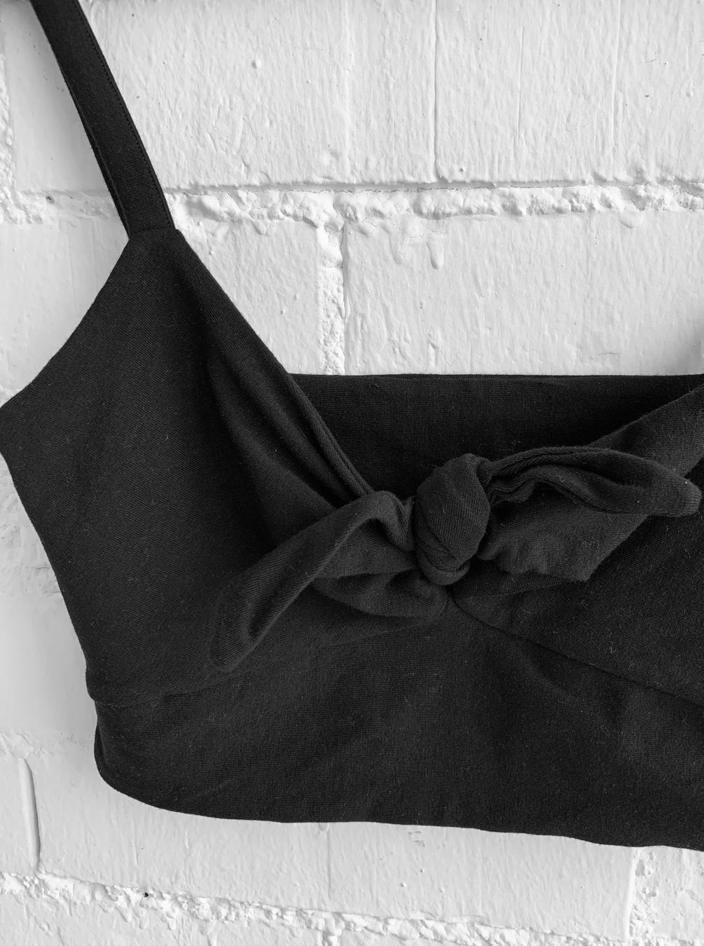 Tops: Schwarzes Crop Top – Gebraucht aus Bern von Fraeuleinhonig 1
