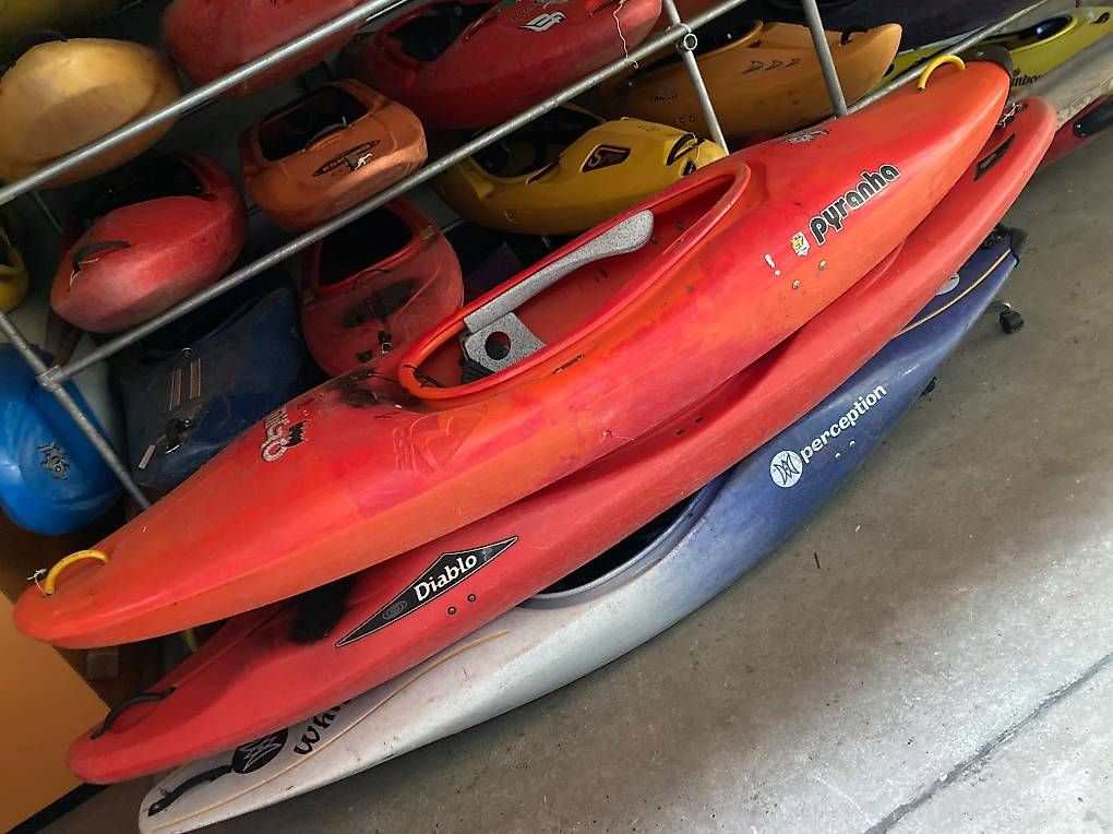 Boote: Kayaks Pyranha – Gebraucht aus Lumino von Givo 1