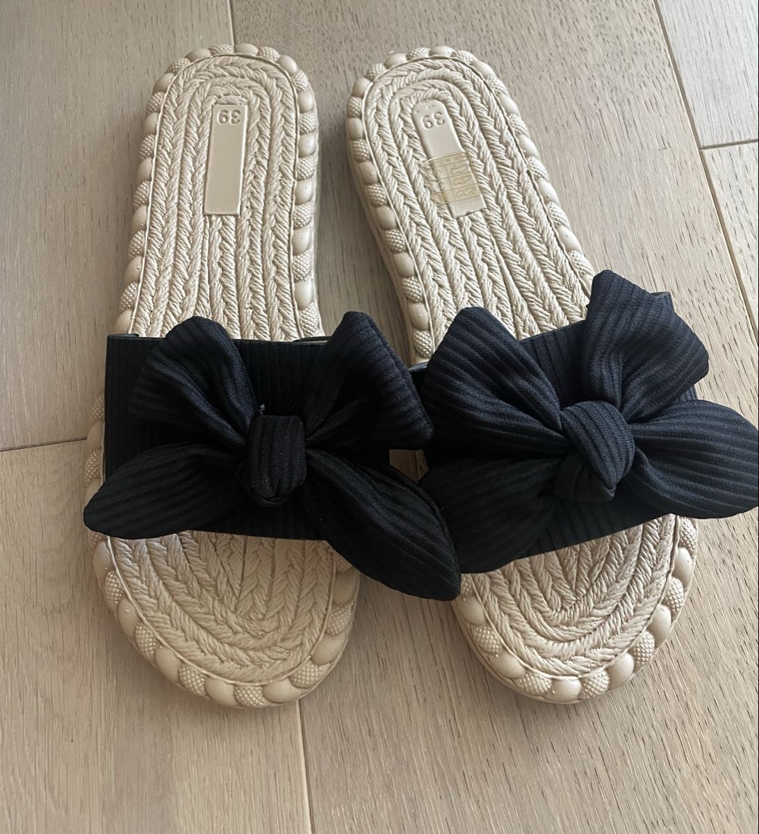 Scarpe da donna: Pantolette mit Mäschchen – Nuovo e nell'imballaggio originale da Fehraltorf venduto da seelbeel_4 1