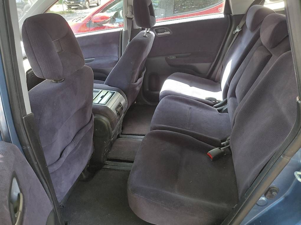 Autos: Honda FR-V 2.2 CTDI  2007  239890 km  6 places – Gebraucht aus Vevey von Mat31 3