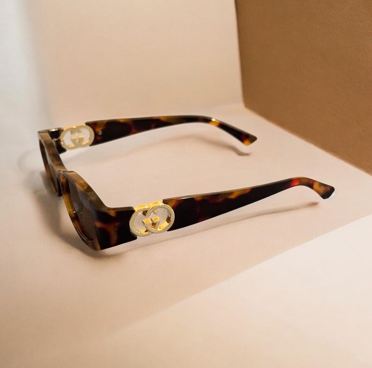 Lunettes & Verres: Lunette de soleil – Neuf avec emballage d'origine à Châtel-St-Denis par Montclair_Swiss 4