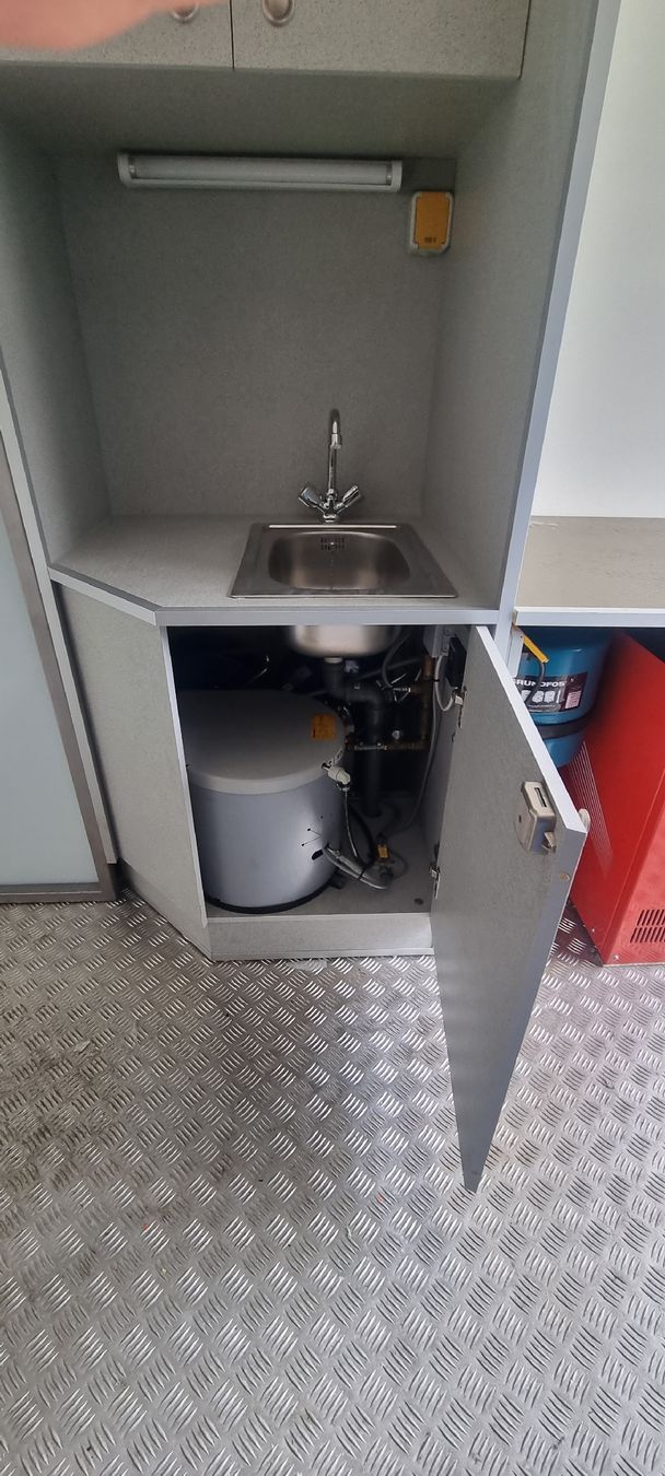Contenitori edile: Shelter, Wohncontainer, Wohnkabine – Usato da Laupen BE venduto da cla_k82n 2