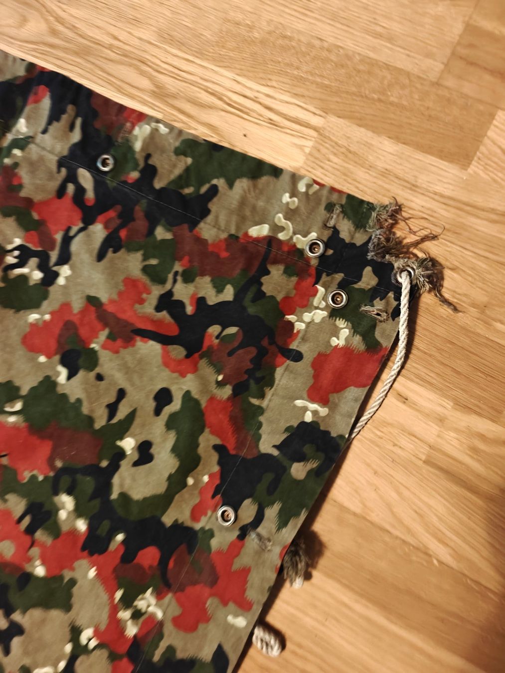 Sonstiges zu Militär: Schweizer Armee Zeltblache Militärblache – Gebraucht aus Luzern von len_bjg8 2