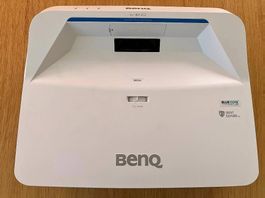 DLP-/Laserprojektor – 4000 Lumen – FUC – BenQ LW890UST