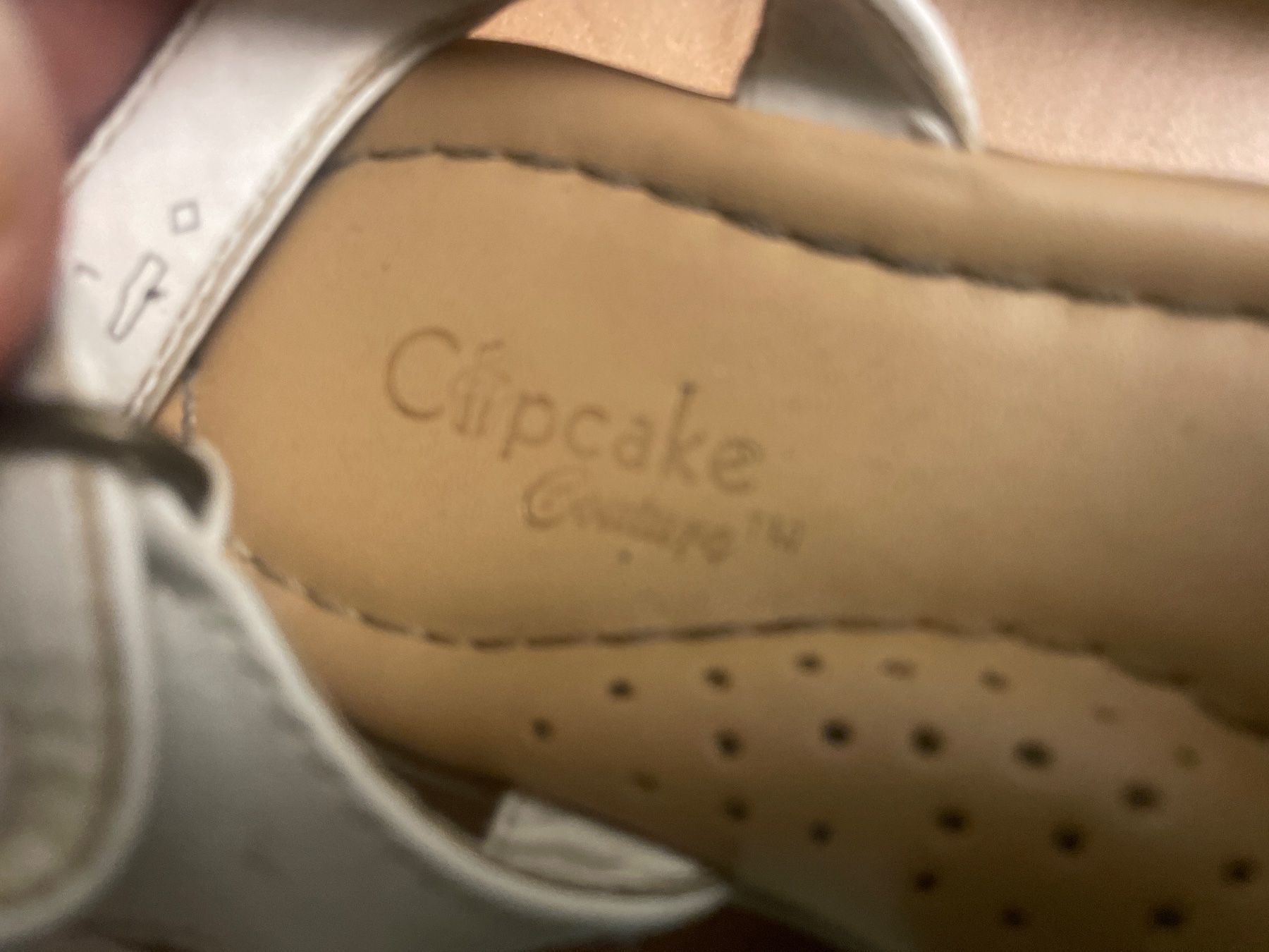 Scarpe per ragazze: 2 Cupcake Sandale/Ballerina Gr.27 – Usato da Obergerlafingen venduto da cabo4 2
