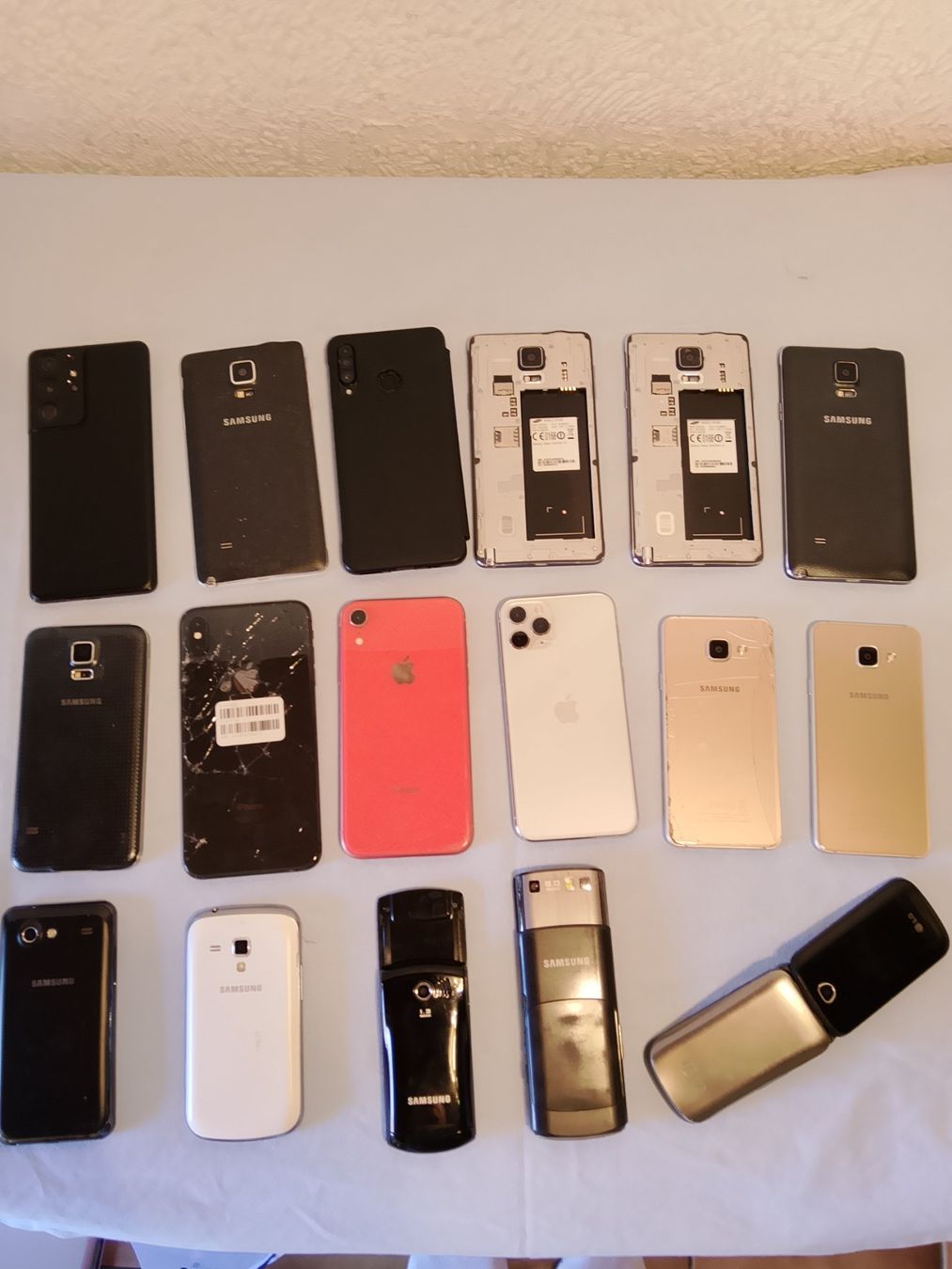 Telefoni cellulari / Smartphones: Handy (17x) lot – Difettoso da Luzern venduto da val_9ngc 1