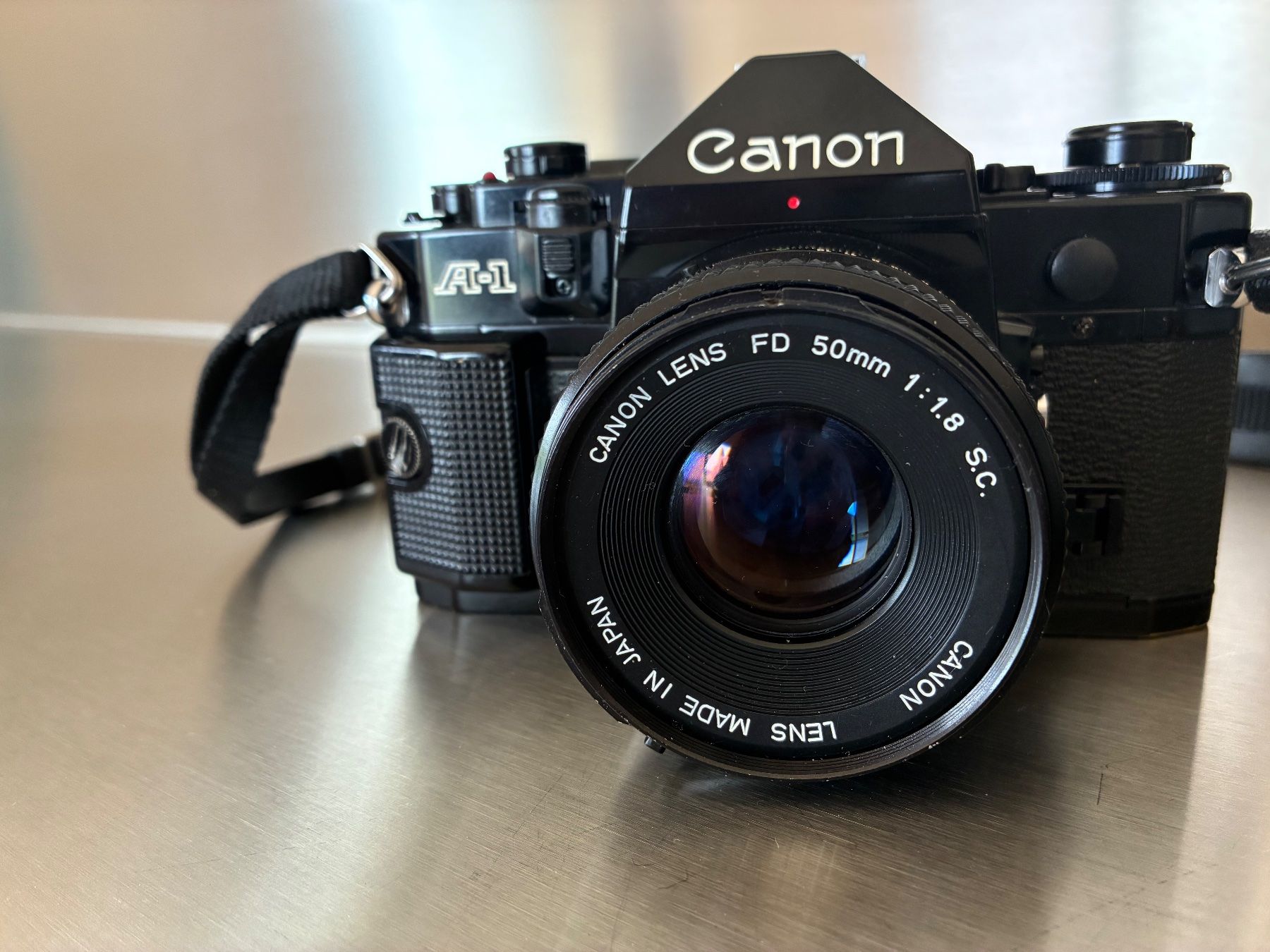 Canon Kamera: Canon A1 mit FD 50 1:1.8 S.C. – Gebraucht aus Wäldi von 1491Dominik 1