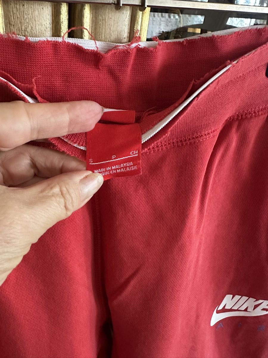 Nike Kleiderpakete: Nike cardigan und jogging Gr. M – Gebraucht aus Mont-sur-Lausanne von jolieresale 4