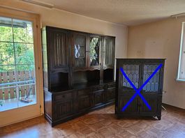Massives Buffet aus dunklem Holz
