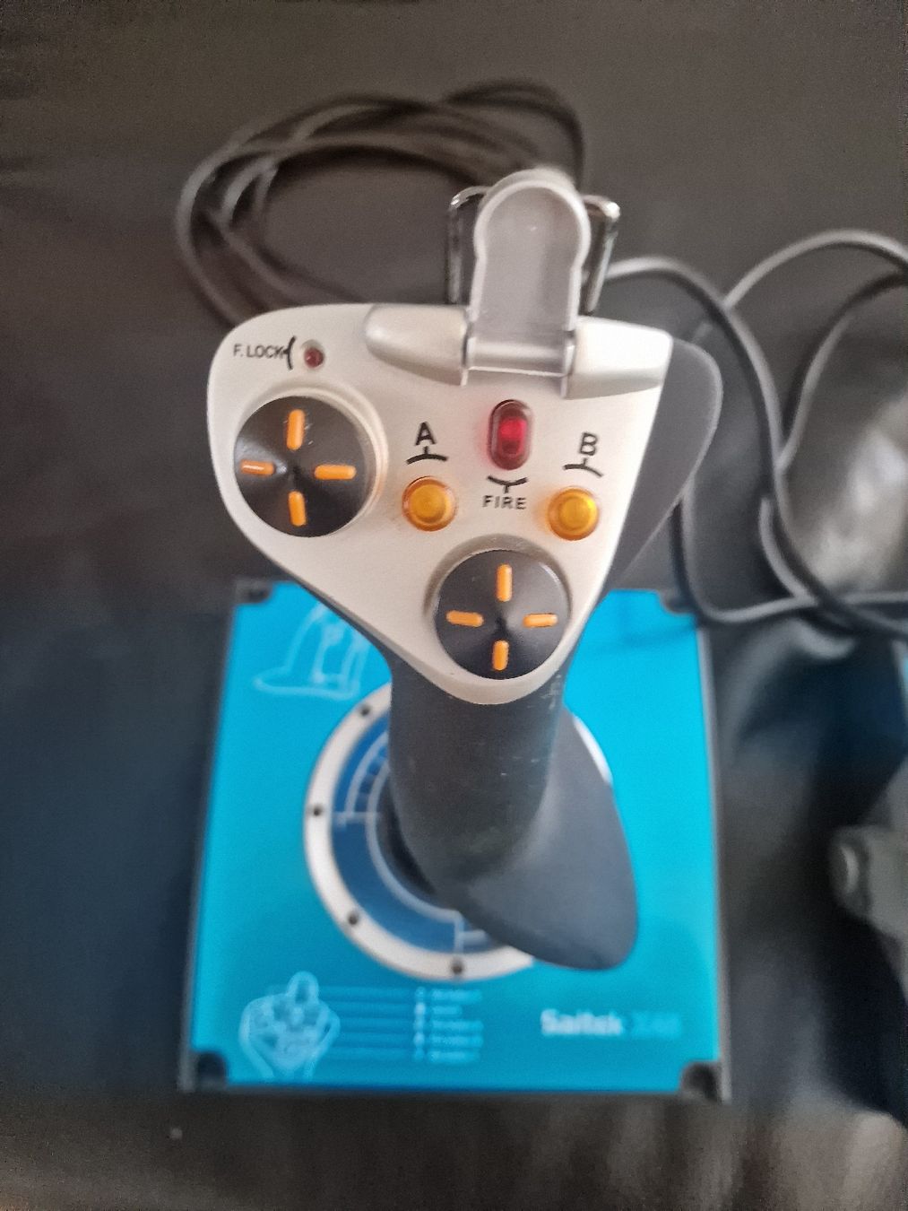 Saitek Controller: Saitek X45 Digital Joystick & Drosselklappe Flugsimulator  – Gebraucht aus Fehraltorf von  3