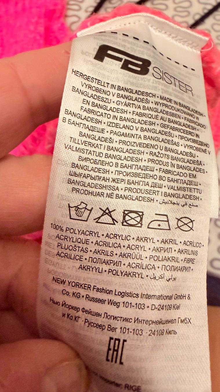 Maglioni & Felpe: • Pinker Pullover • – Usato da Basel venduto da mendoza13 3