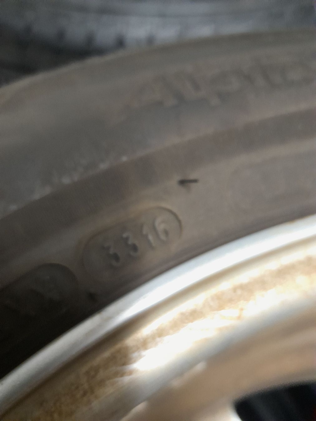 Pneus & Kompletträder: Winterräder Citroen C3 – Gebraucht aus Elsau von rem_kf7b 4