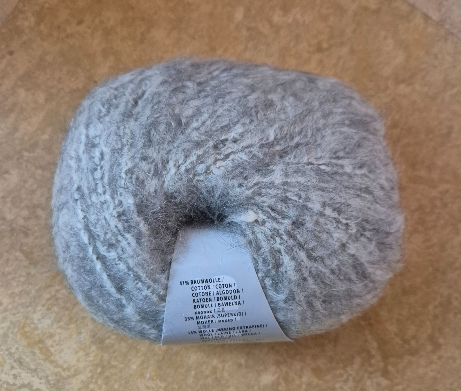 Wolle: Wolle Yara – Neu und originalverpackt aus Rotkreuz von Basana2 1