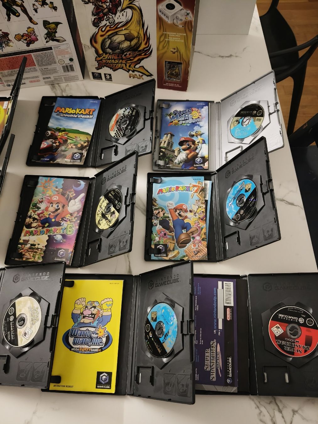 Nintendo Console: Nintendo GameCube Konsole+Spiele Sammlung SAMMLER Collection – Usato da Oensingen venduto da ece_8k7q 5