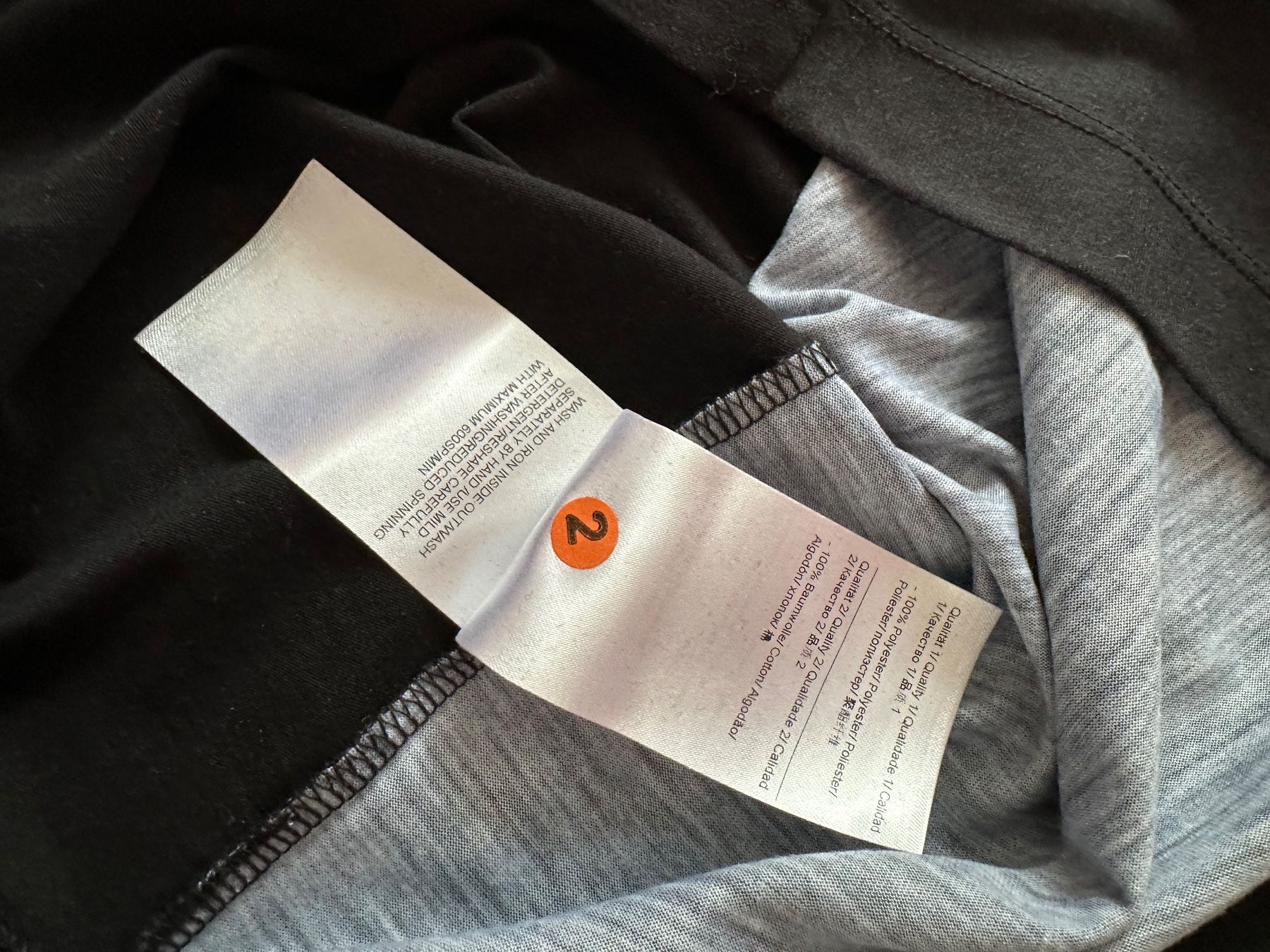 Escada T-shirt: Escada  Tunika – Nuovo e nell'imballaggio originale da Ebikon venduto da nat_jzh5 4