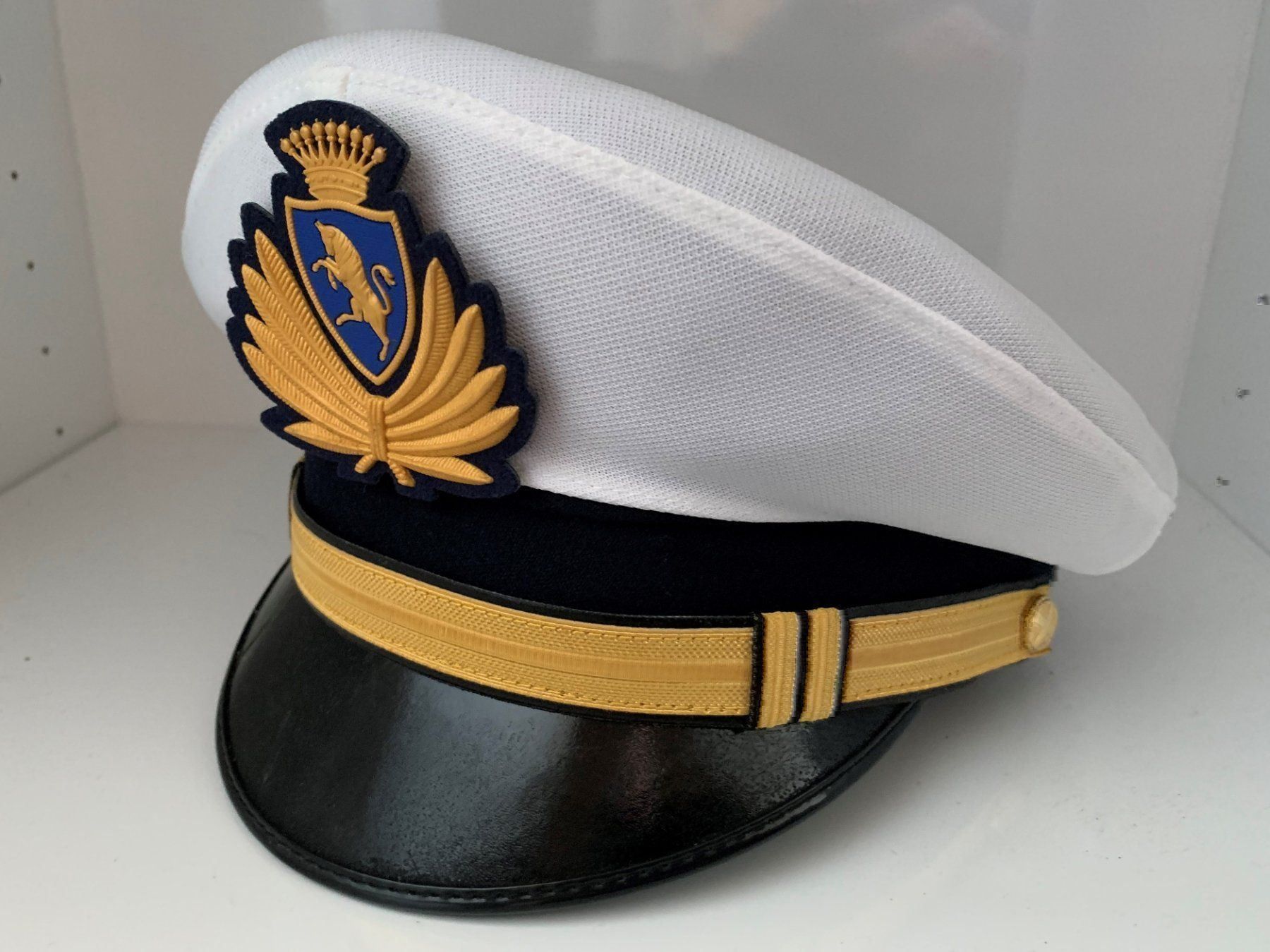 Uniformi: Uniformmütze Polizei Turin – Usato da Volketswil venduto da zwitsch33