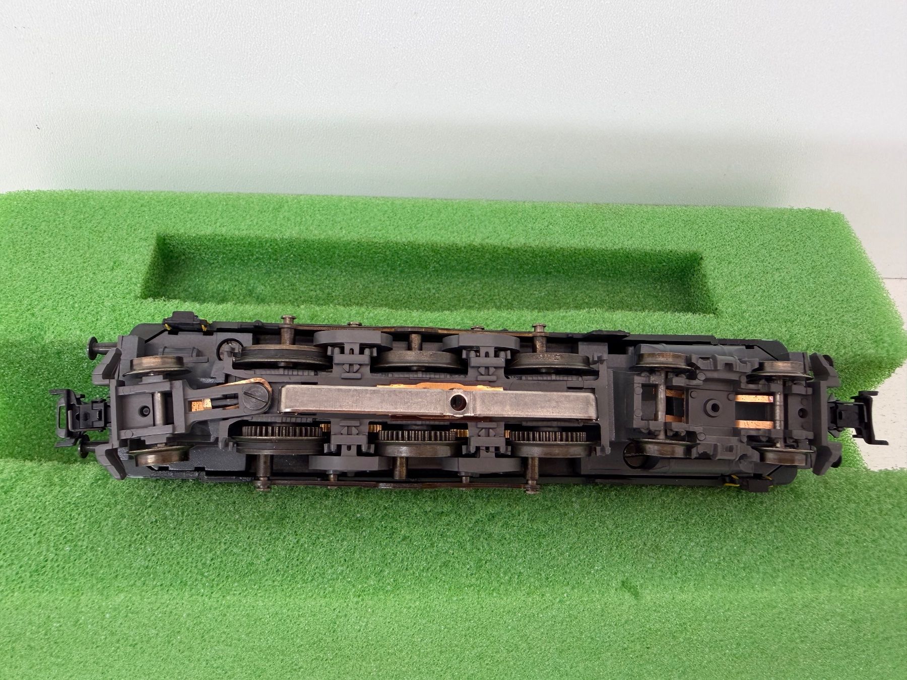 Märklin Modellini di ferrovie: Märklin H0  E-Lok SBB Ae 3/6 10456 / Digital – Usato da Büsserach venduto da ModellbahnDepot 7