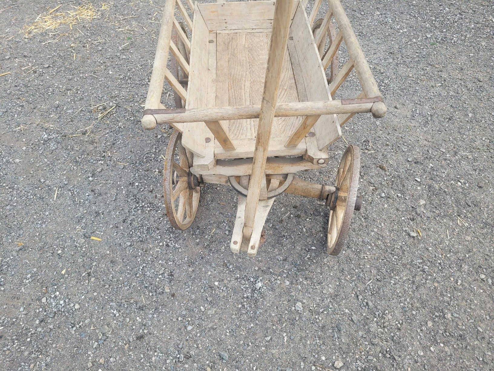 Tutte le decorazioni: Alter  Leiterwagen – Usato da Brienz BE venduto da Hundechef 2
