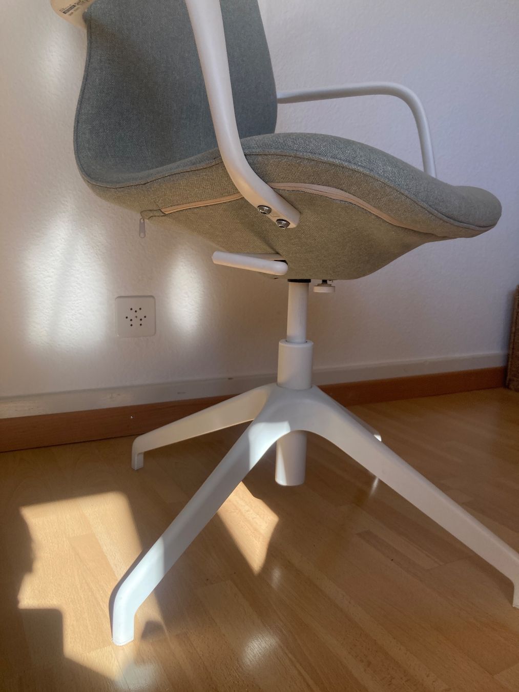 Ikea Stühle: Bürostuhl Ikea – Gebraucht aus Luzern von JasFel 4