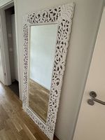 Grand miroir décoratif blanc sculpté  182 x 89 cm