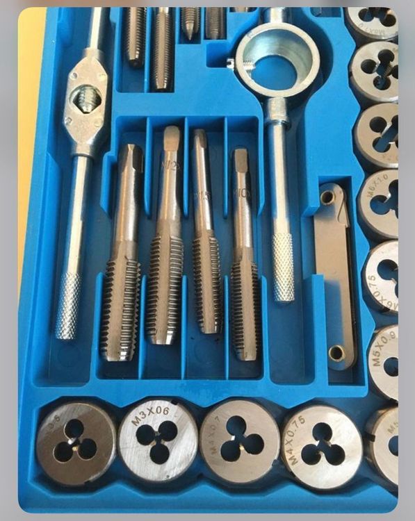 Tous les outils: Gewindebohrer/Schneider Set 40-tlg. – Neuf (Voir description) à Heerbrugg par ProBau-Liq 3
