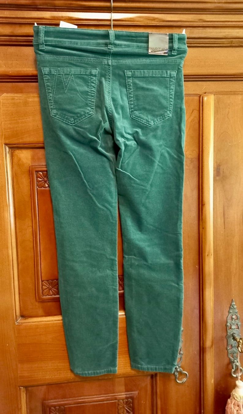 Marc Cain Jeans: MARC CAIN - Samt-Jeans / N1 – Nuovo e nell'imballaggio originale da Spreitenbach venduto da Jessy8 1