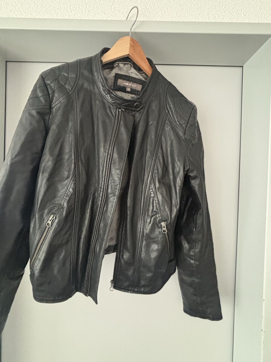 Vestes: Jacke Lederjacke oder Bikerjacke Gr.40 – D'occasion à Zug par Biki72
