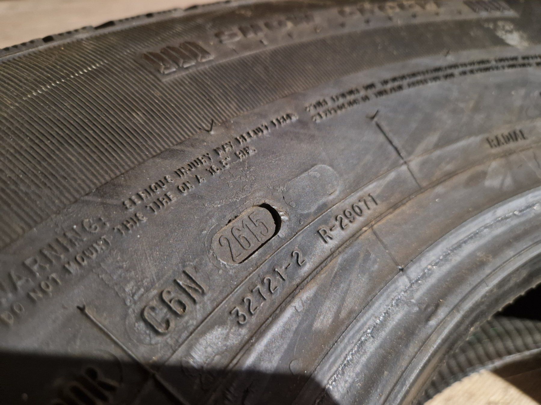 Cooper Pneus & Roues: Cooper Discoverer 285 75 R16 – D'occasion à Gstaad par Gigger83 1