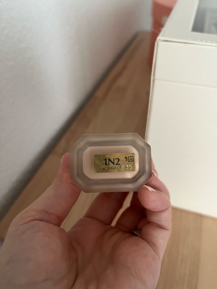 Estée Lauder Make-up: Estee Lauder Double Wear Foundation – Gebraucht aus Schliern b. Köniz von Salseralivia 1