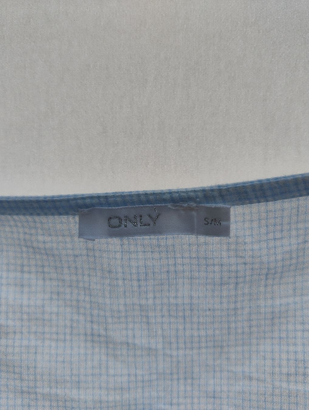 Only Blusen: Damen Bluse cropped ONLY Grösse S/M hellblau – Gebraucht aus Kirchberg BE von lauraflu 4