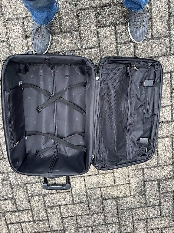 Valigie: Rollkoffer – Usato da Döttingen venduto da nils014 1