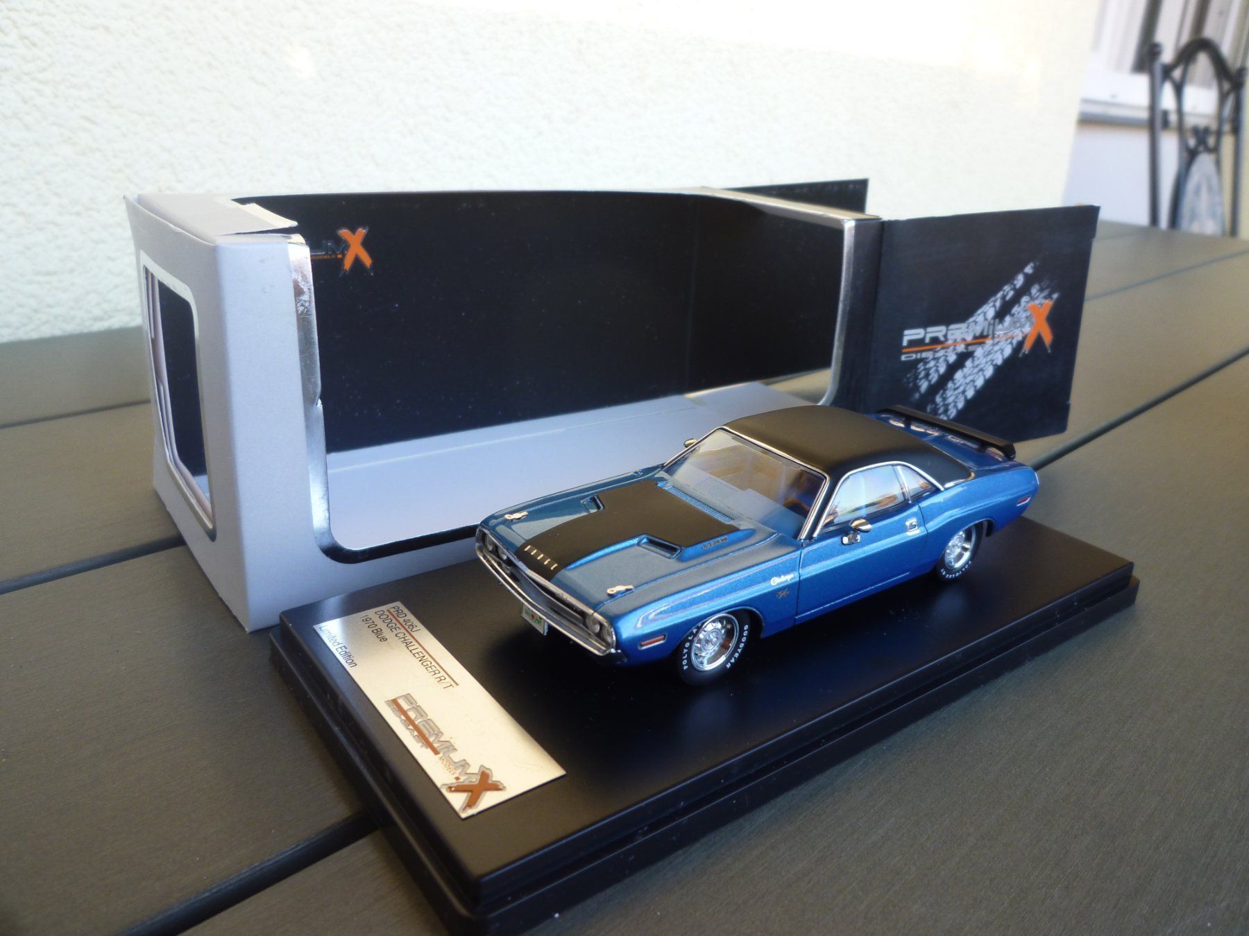 Modellini d'auto: Dodge Challenger R/T (1970) – Nuovo e nell'imballaggio originale da Flawil venduto da Imperiosud 6