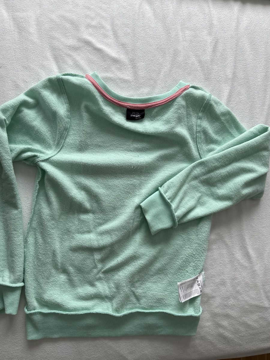 Pulls et sweat-shirts: Grüne Pulli gr 146 – D'occasion à Adligenswil par Phoenix2017 3