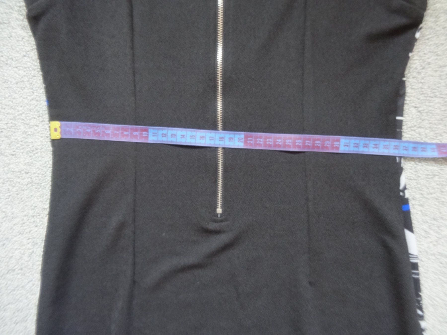Kleider: Etui Kleid Gr M Fabrikneu – Neu und originalverpackt aus Kleindöttingen von nev_tn7c 3