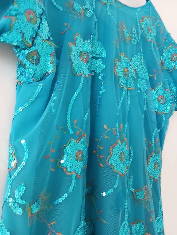 Vestiti: Paillettenkleid türkis Gr.38/40 – Usato da Zäziwil venduto da 33qfmnx9 4