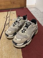 Scarpe Balenciaga Triple S grigie taglia 40 usate