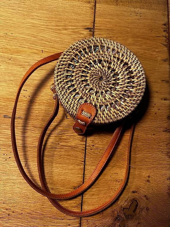 Borse da donna: Handtasche – Nuovo (secondo la descrizione) da Auenstein venduto da Crufi