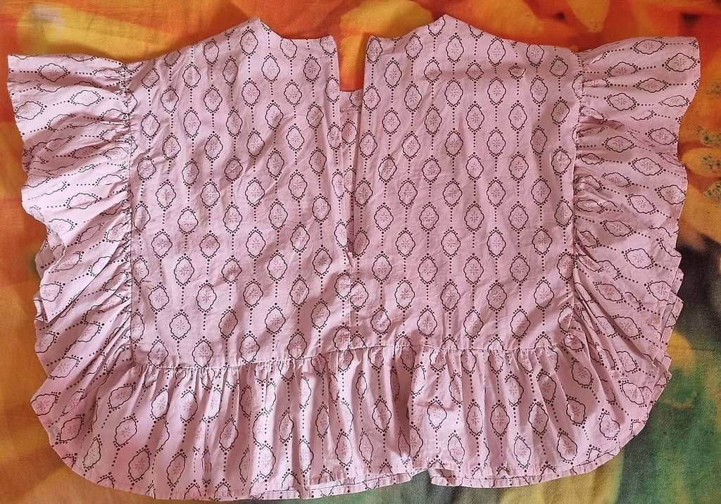 Blouses, T-shirts & Tops: Chemisette fille Primigi – D'occasion à vevey par pascal028 2