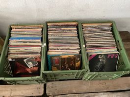 3 caisses de disques vinyles 33 tours