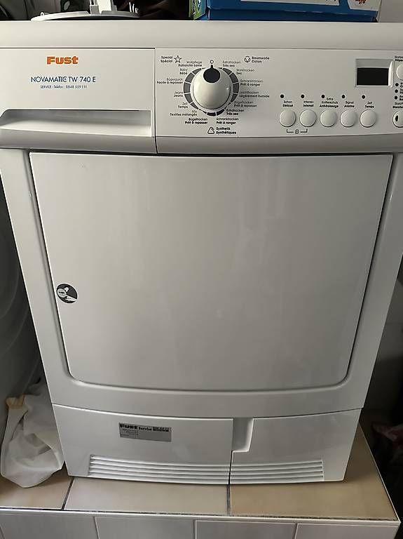 Novamatic Asciugatrici: Novamatic TW 740 E – Usato da Porrentruy venduto da Didouil