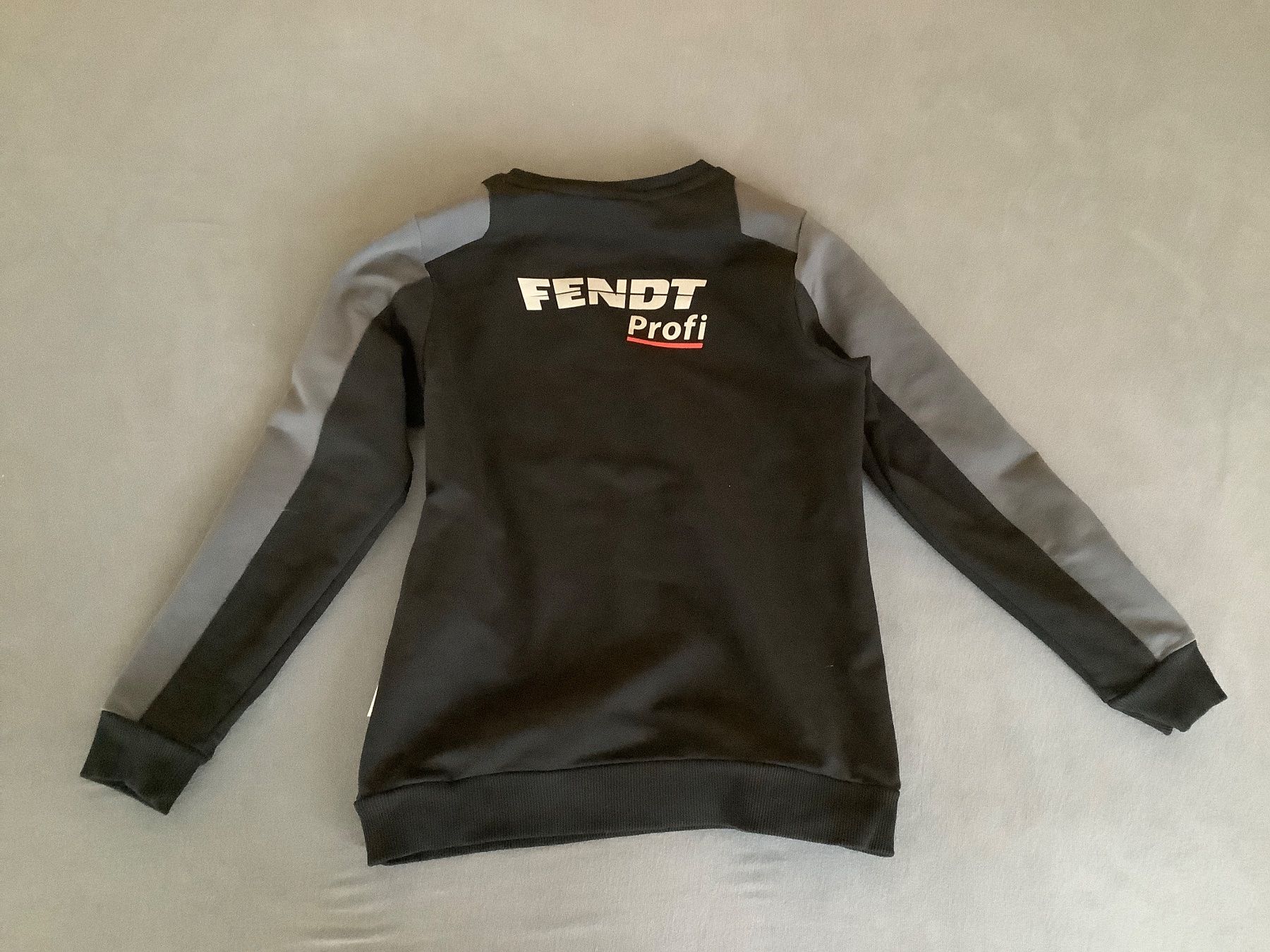 Pullover & Sweatshirts: Pullover – Gebraucht aus Uznach von manulas 1