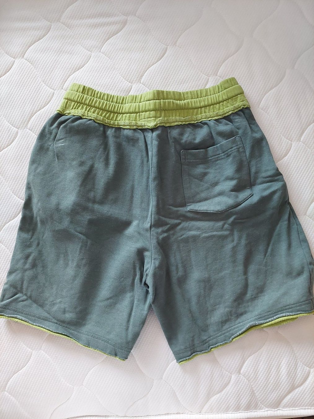 Pantaloni: Kurze Hose – Usato da Hefenhofen venduto da GSC99 1