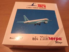 Herpa Wings Boeing 757 TACV Cabo Verde Airlines 1:500 D4-CBG
