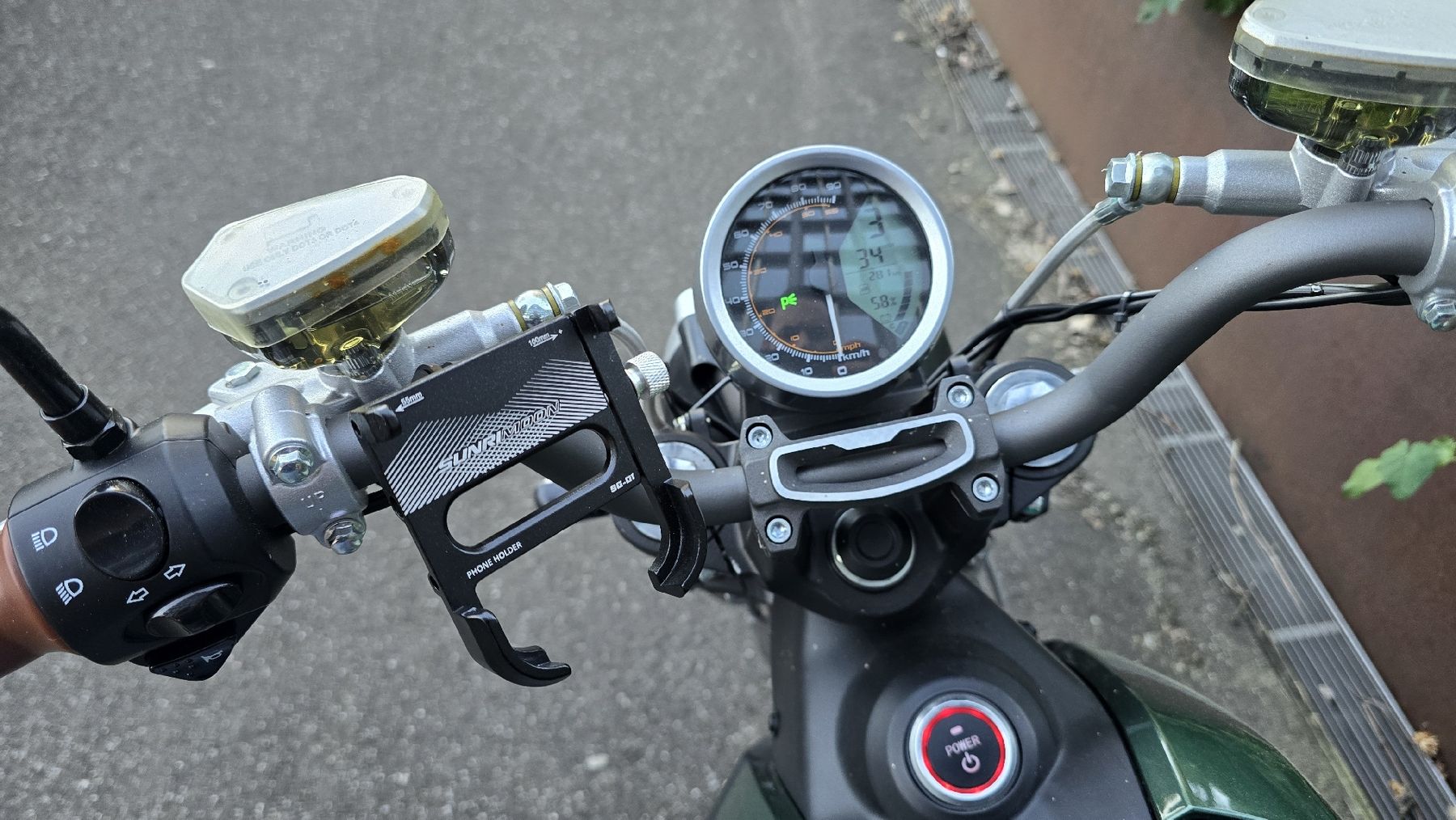 Super Soco Strasse: Super Toco TC 45 nur 280 KM 2 Akkus – Gebraucht aus Liestal von Motor 2