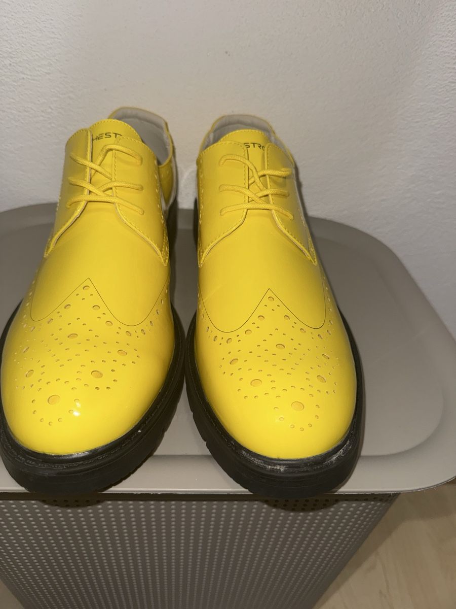 Chaussures hommes: Scarpe uomo GOLF Giallo lucido Gr 49 con tacchetti.          – Neuf (Voir description) à Volketswil par mau_9pxs 5