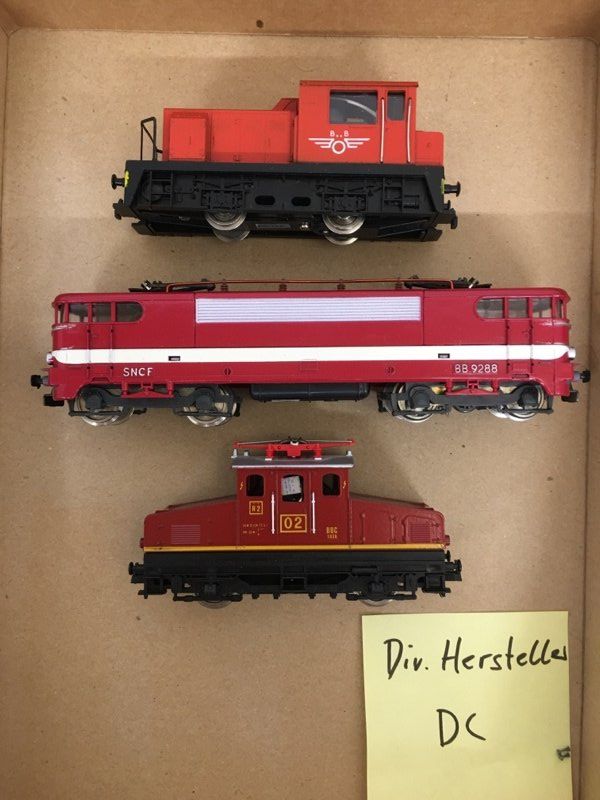 Modellini di ferrovie: Konvolut H0 3 Lokomotiven – Usato da Büsserach venduto da ModellbahnDepot 1