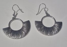 Orecchini a forma di ventaglio in argento, nuovi