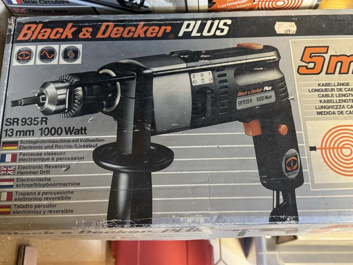 Bohrmaschinen: Black & Decker Schlagbohrmaschine – Gebraucht aus Maisprach von 4464